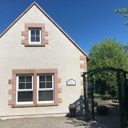 New Cottage 3 Bedroom Free Parking インヴァネス エクステリア 写真