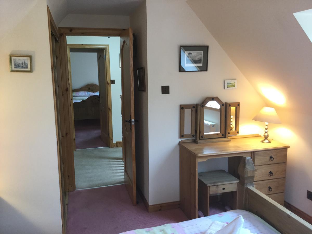 New Cottage 3 Bedroom Free Parking インヴァネス エクステリア 写真