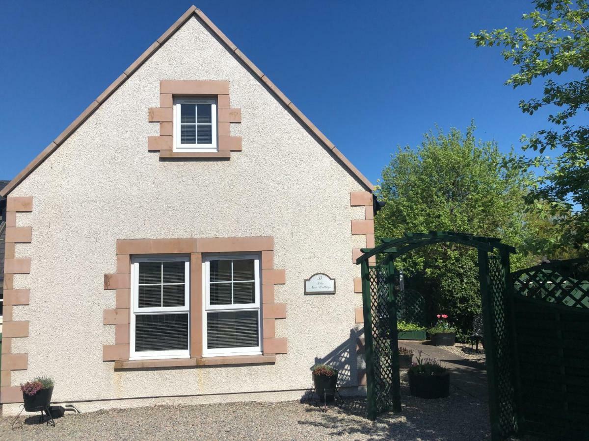 New Cottage 3 Bedroom Free Parking インヴァネス エクステリア 写真